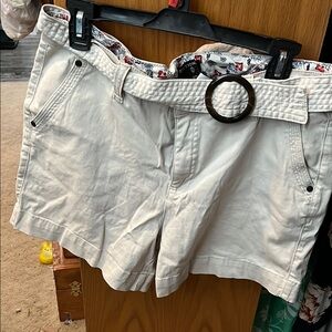 White Cargo Shorts with Belt and Relaxed Fit